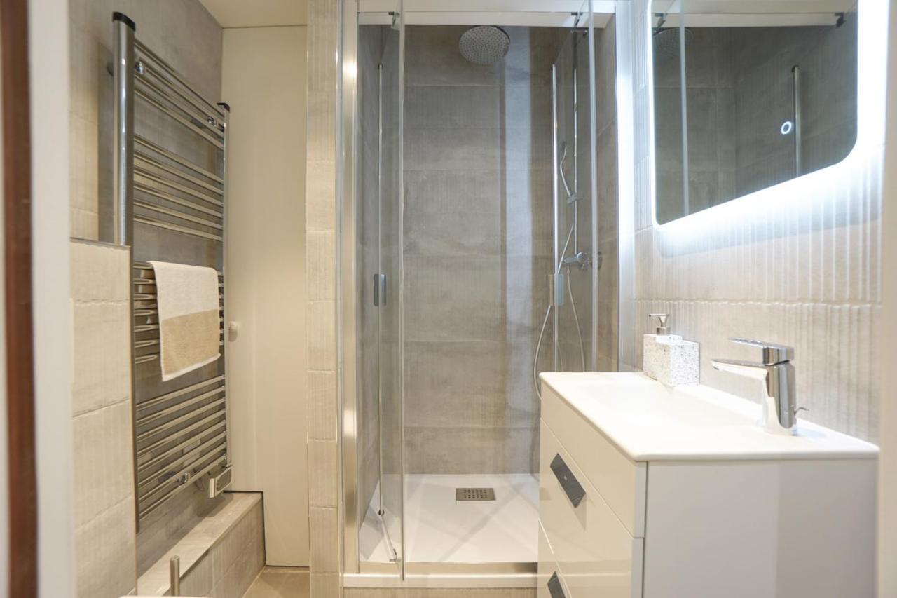 Modern Flat Close To The Eiffel Tower Apartment Paris